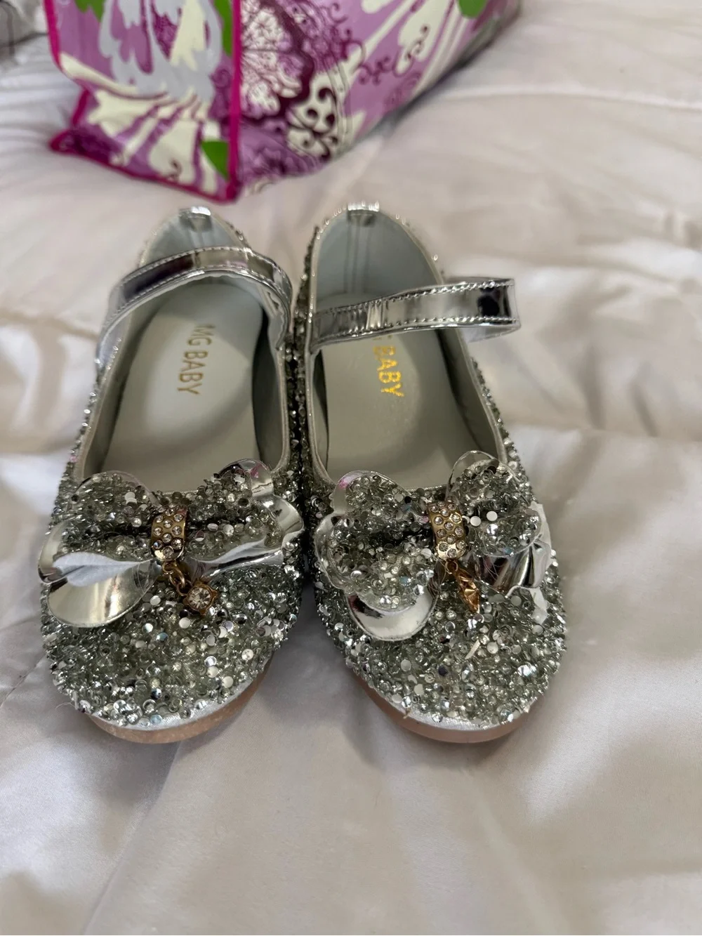 Silver Glitter Mary Jane Shoes for Kids with Bow Accent